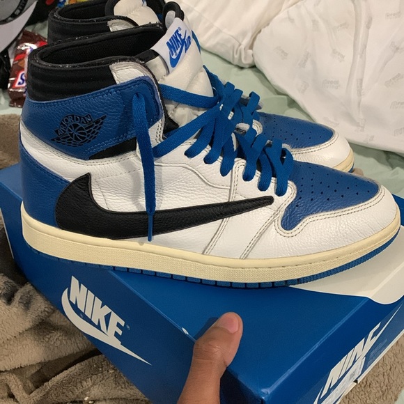 Travis Scott Fragments High - Picture 8 of 9